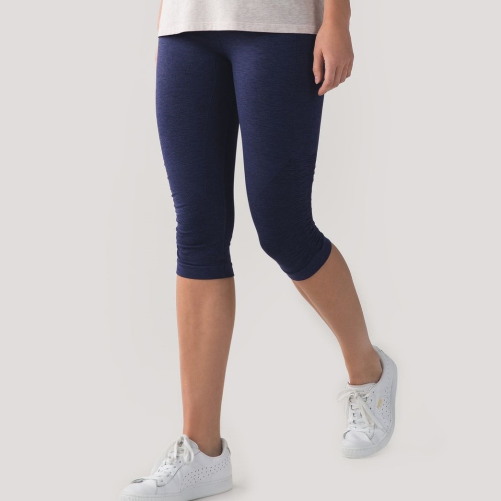 Lululemon In The Flow Crop II Heathered Cadet Blue